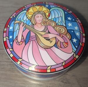 Mikasa Herald Angel Box designed by Dan Scannell